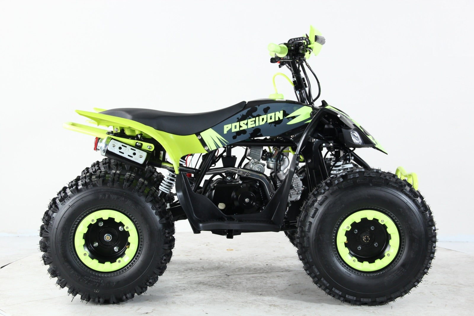 Poseidon 125 cc Stor barnemodell 3+1 med 8" hjul og hydrauliske bremser både fremme og bak m.m. Grønn.