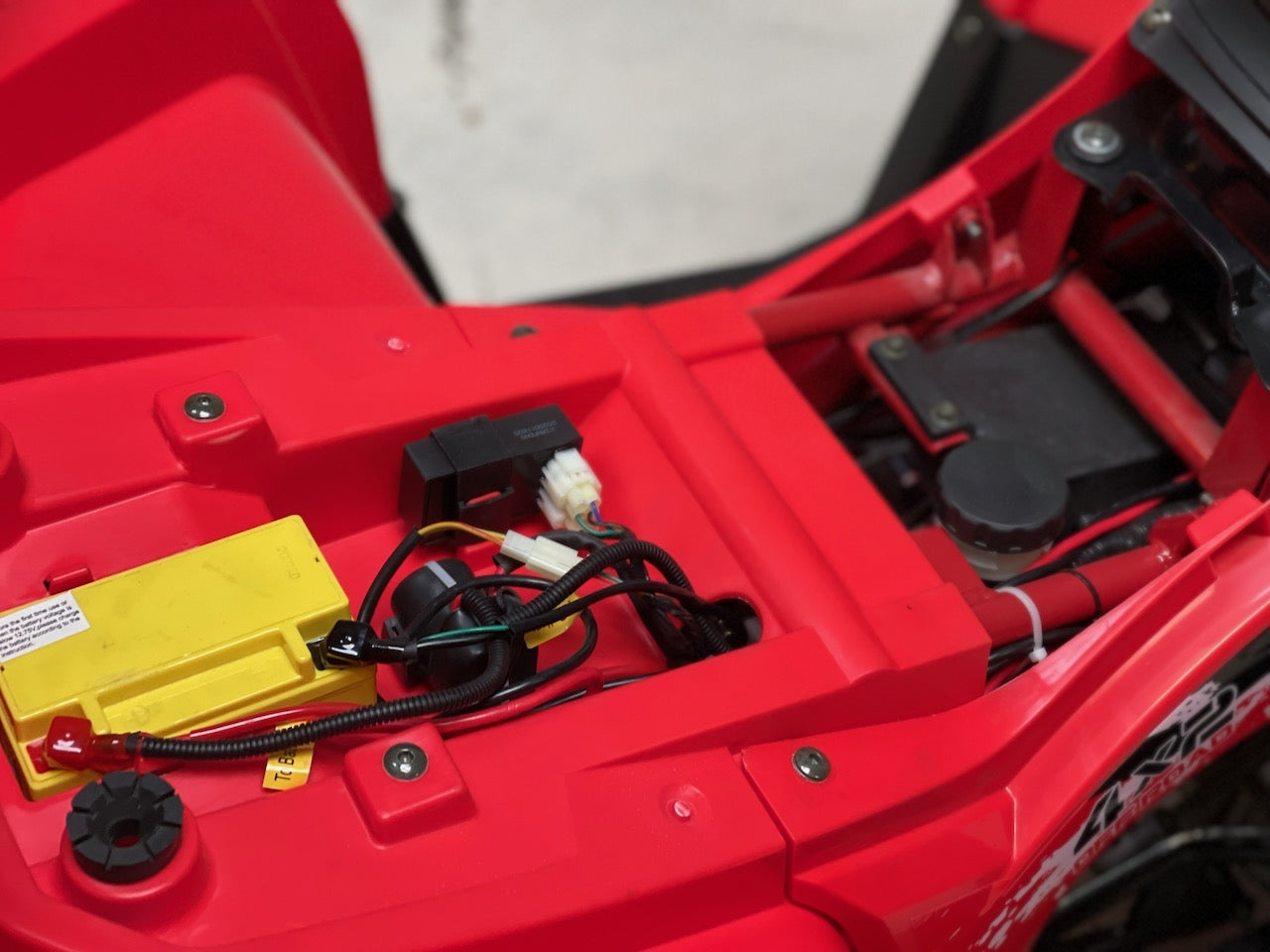 NY MODELL - 200cc Hammer II - Stor modell m/vinsj - rød