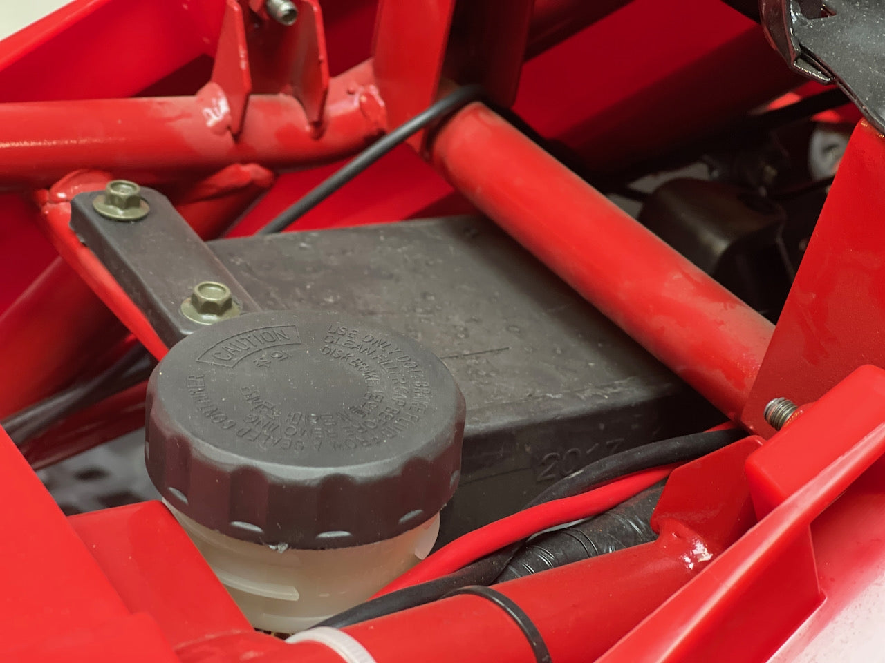 NY MODELL - 200cc Hammer II - Stor modell m/vinsj - rød