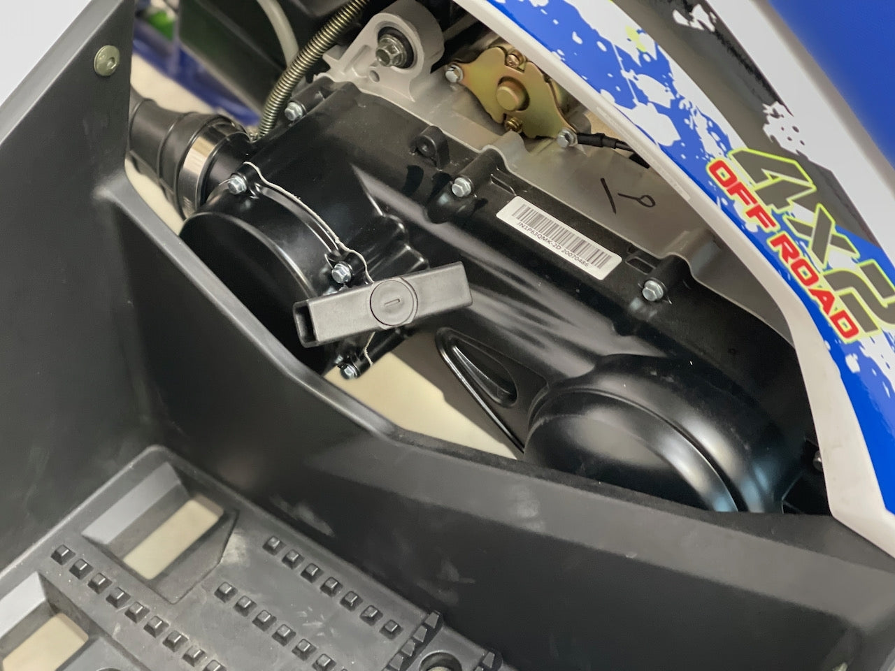 NY MODELL - 200cc Hammer II - Stor modell m/vinsj - hvit