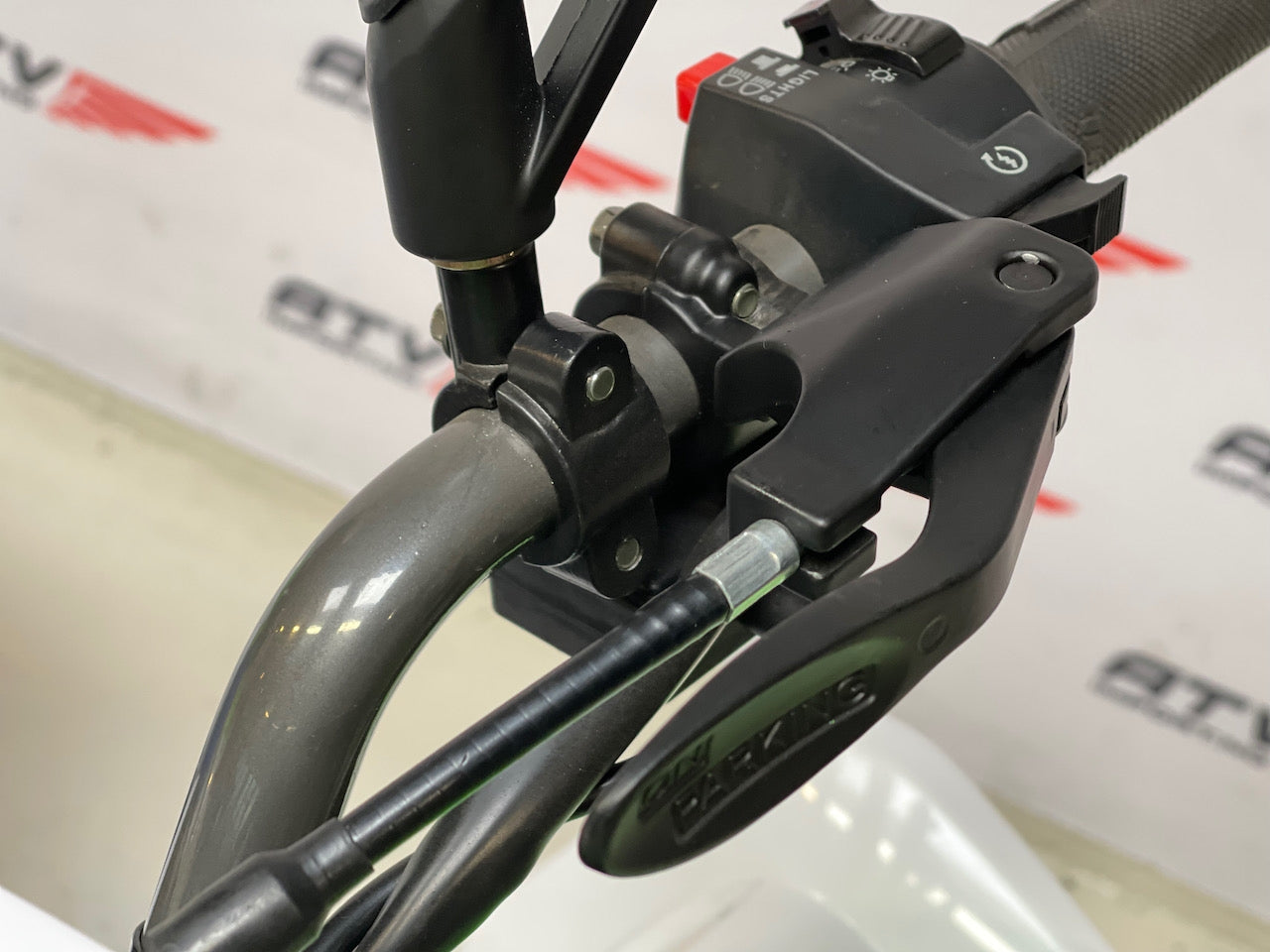 NY MODELL - 200cc Hammer II - Stor modell m/vinsj - hvit