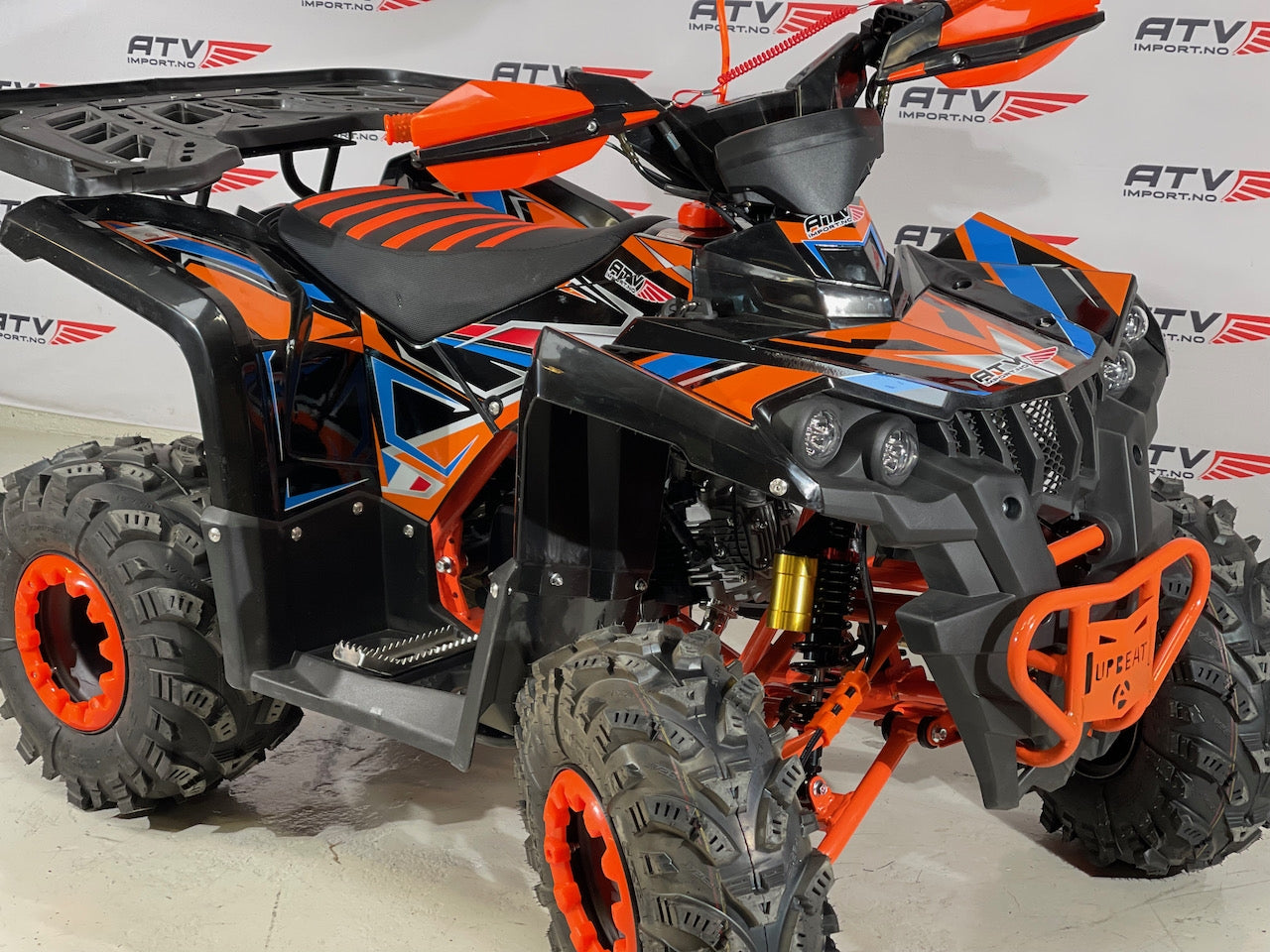 125 cc Stor barnemodell/ungdomsmodell 3+1 med hengerkule, bagasjebrett og LED lys - SORT