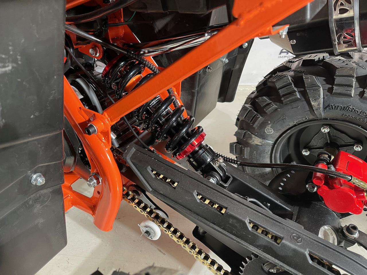 125 cc Stor barnemodell/ungdomsmodell 3+1 med hengerkule, bagasjebrett og LED lys - SORT
