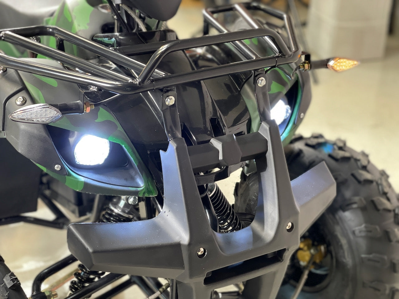1500W Farmer 60V m/diff. - matt grønn camu (m/stålferger)