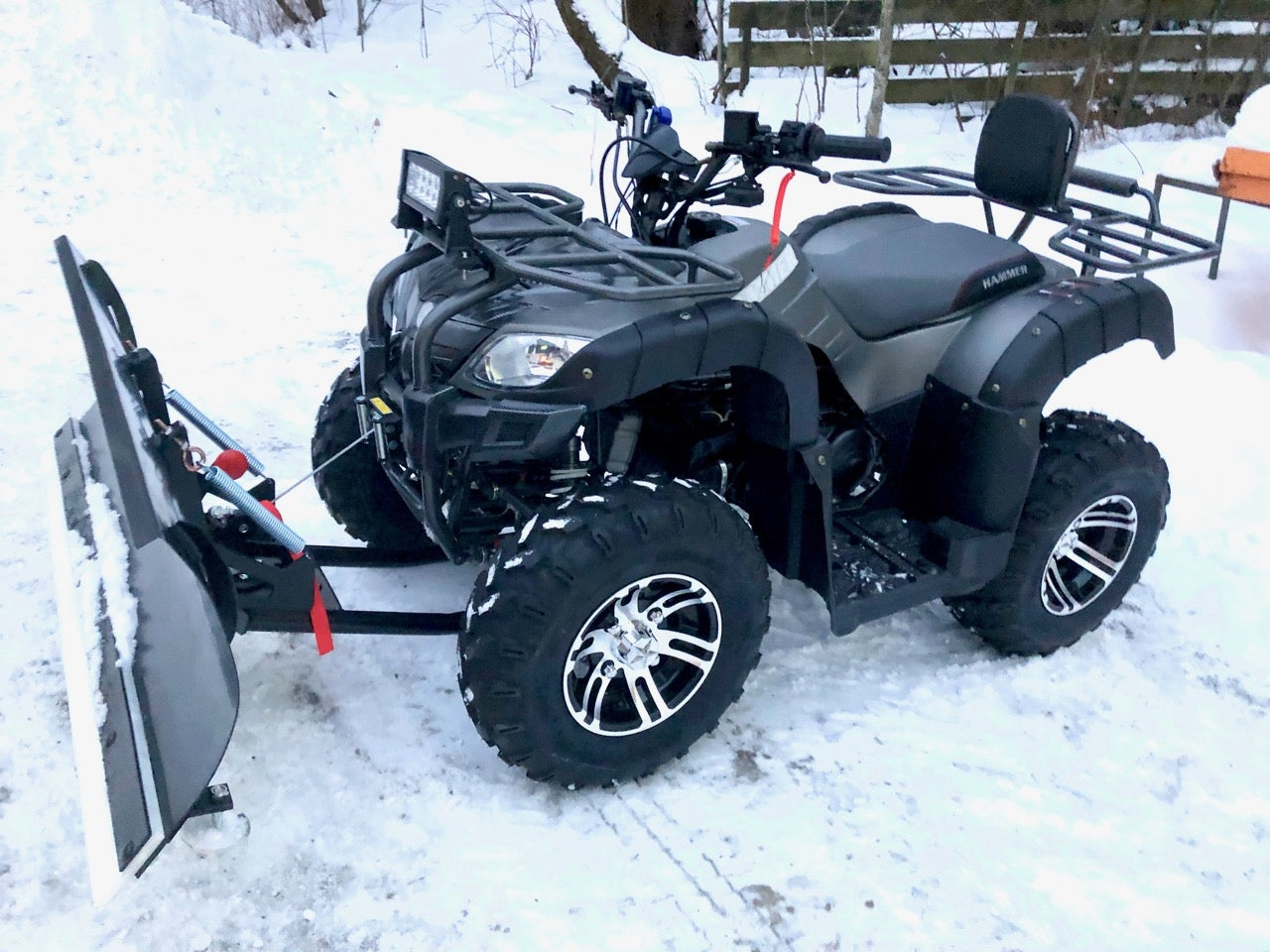 200cc Hammer m/snøskjær, vinsj, Alufelger, kjettinger m.m.