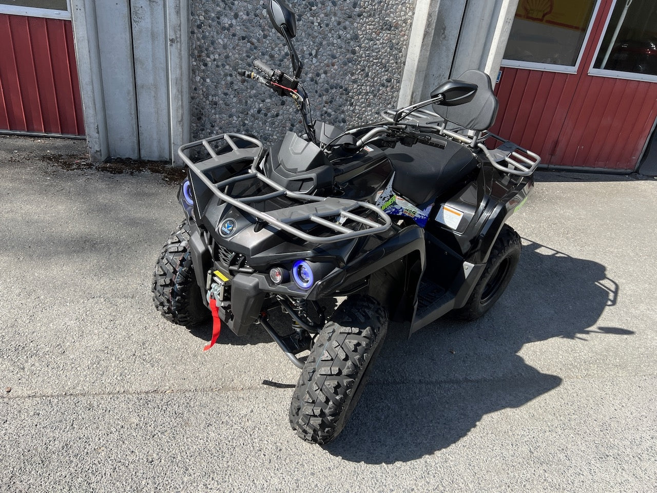 NY MODELL - 200cc Hammer II - Stor modell m/vinsj - sort