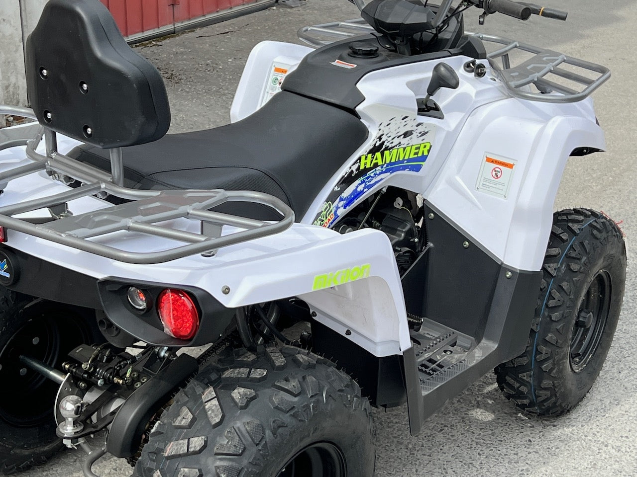 NY MODELL - 200cc Hammer II - Stor modell m/vinsj - hvit