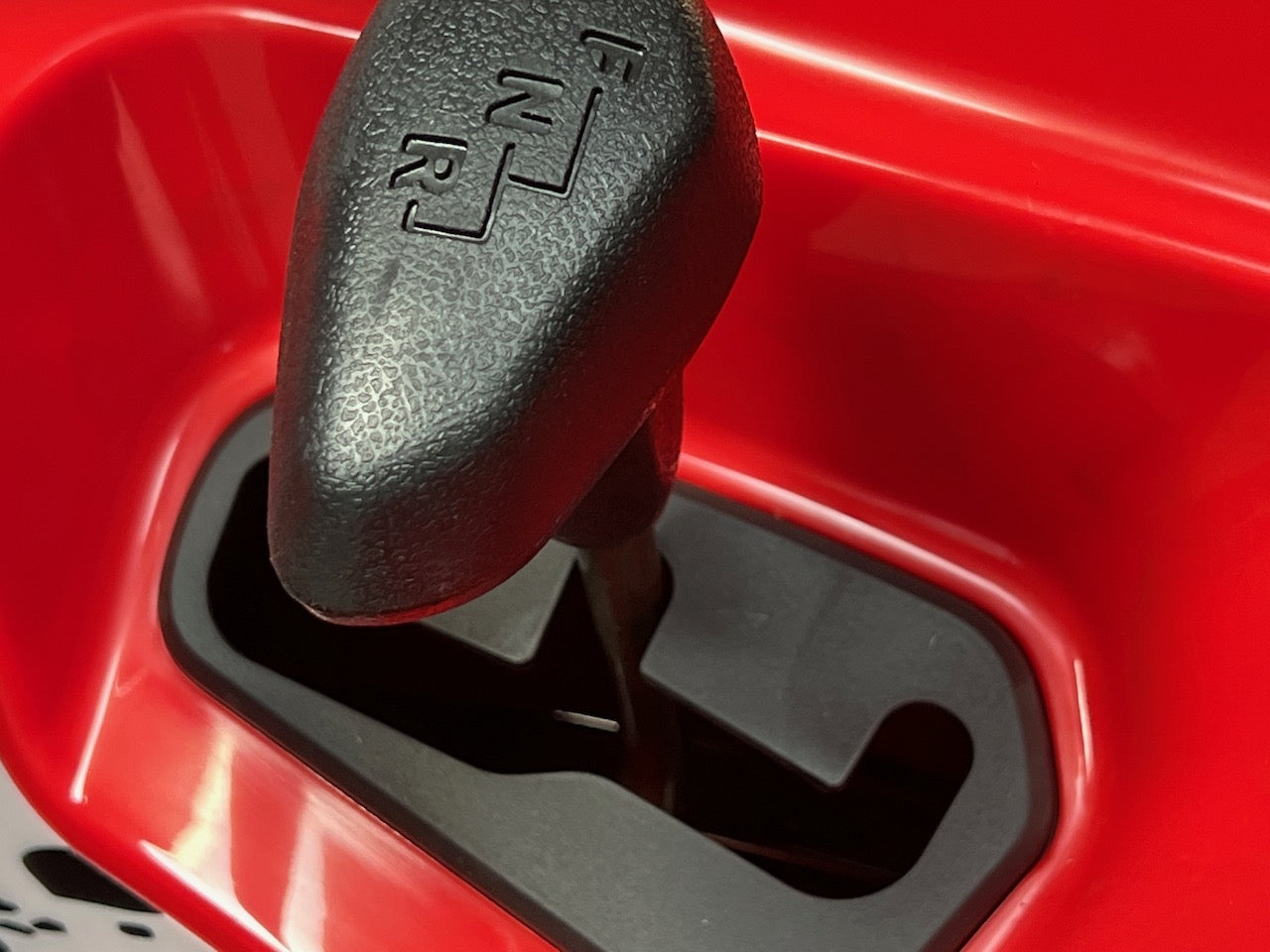 200cc Hammer II (RØD) m/snøskjær-vinsj og kjettinger.