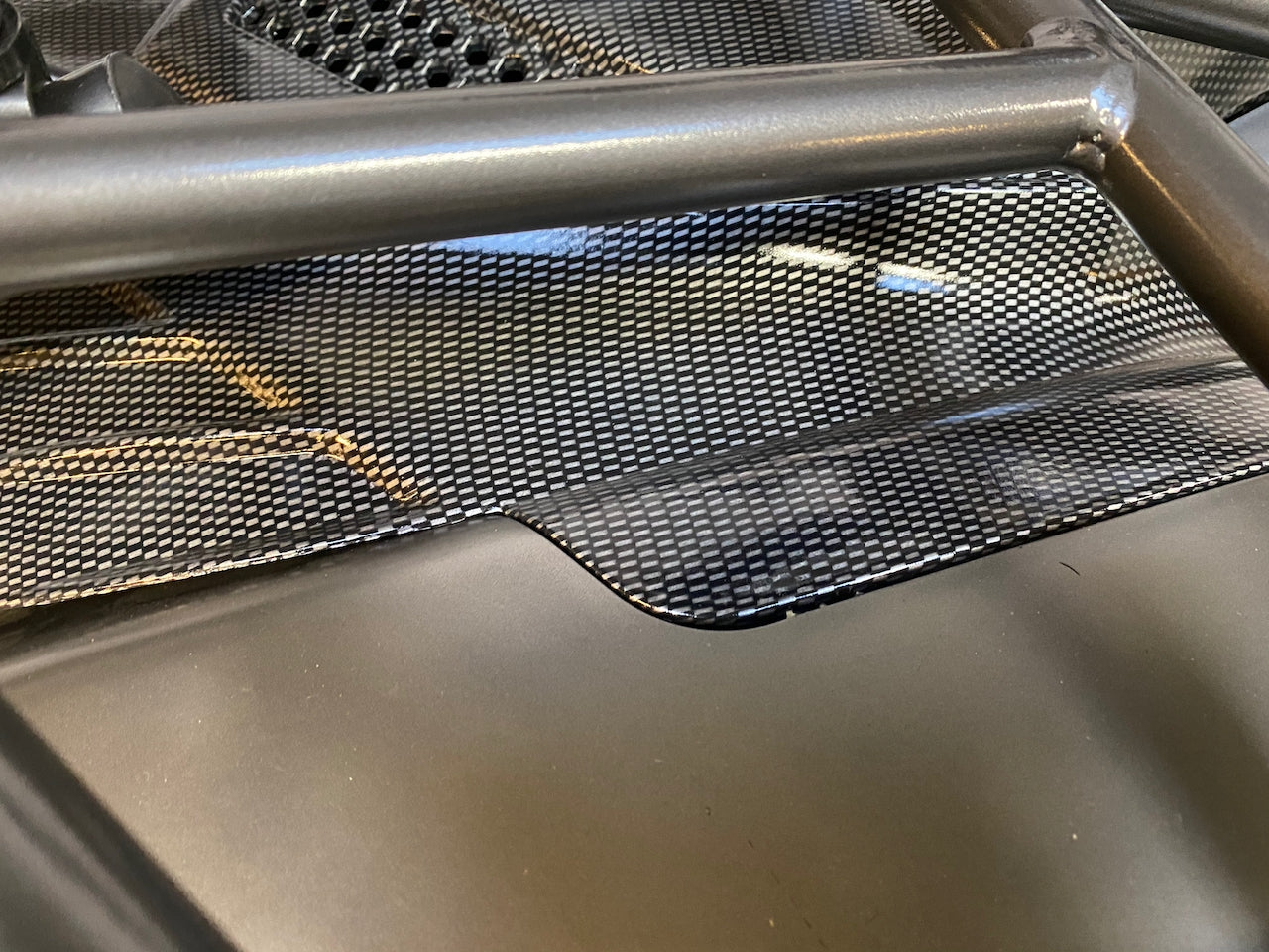 200cc Hammer - Carbon grå m/alu.felger og vinsj + Ledbar