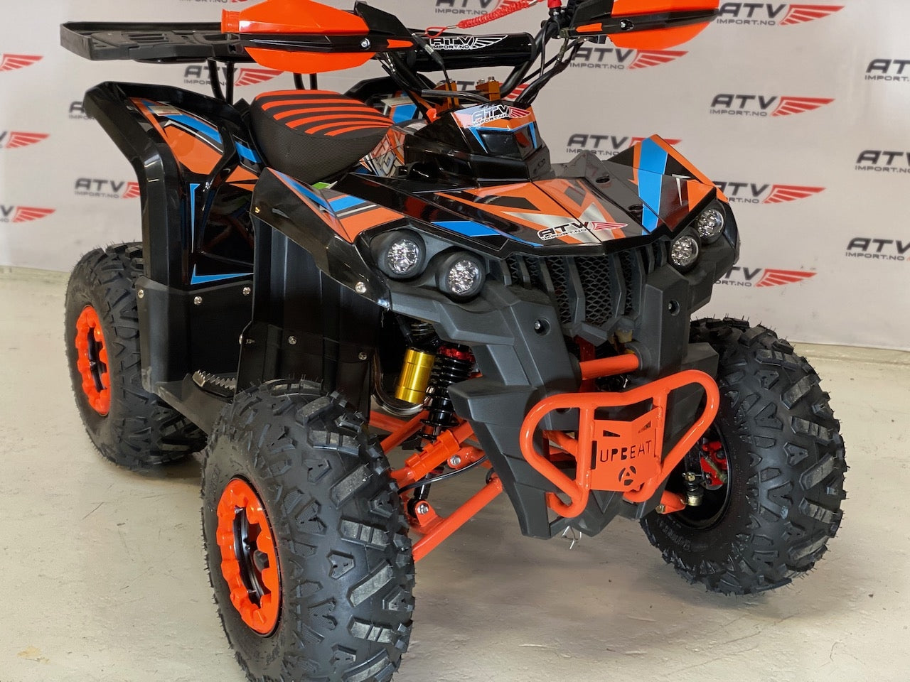 125 cc Stor barnemodell/ungdomsmodell 3+1 med hengerkule, bagasjebrett og LED lys - SORT