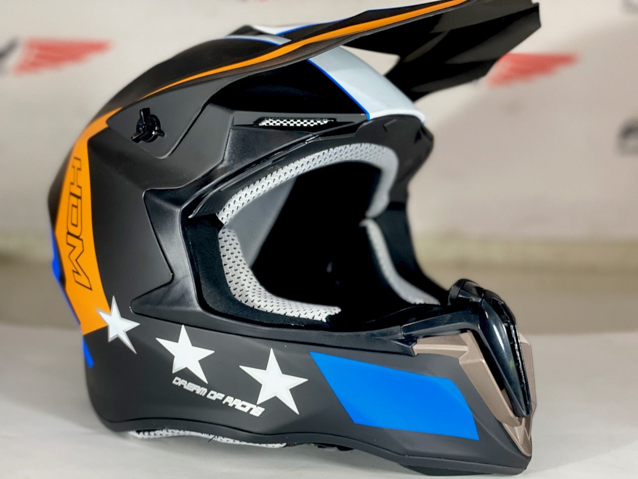 HDM hjelm i mattsvart/blå/orange XS (53-54cm)