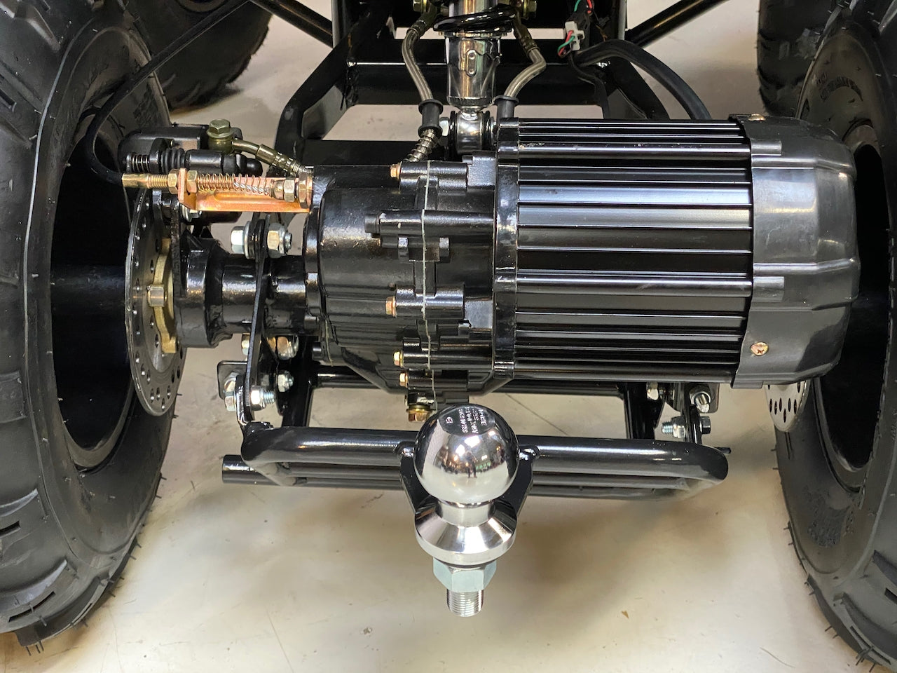 1500W Farmer 60V m/diff. - matt grønn camu (m/stålferger)
