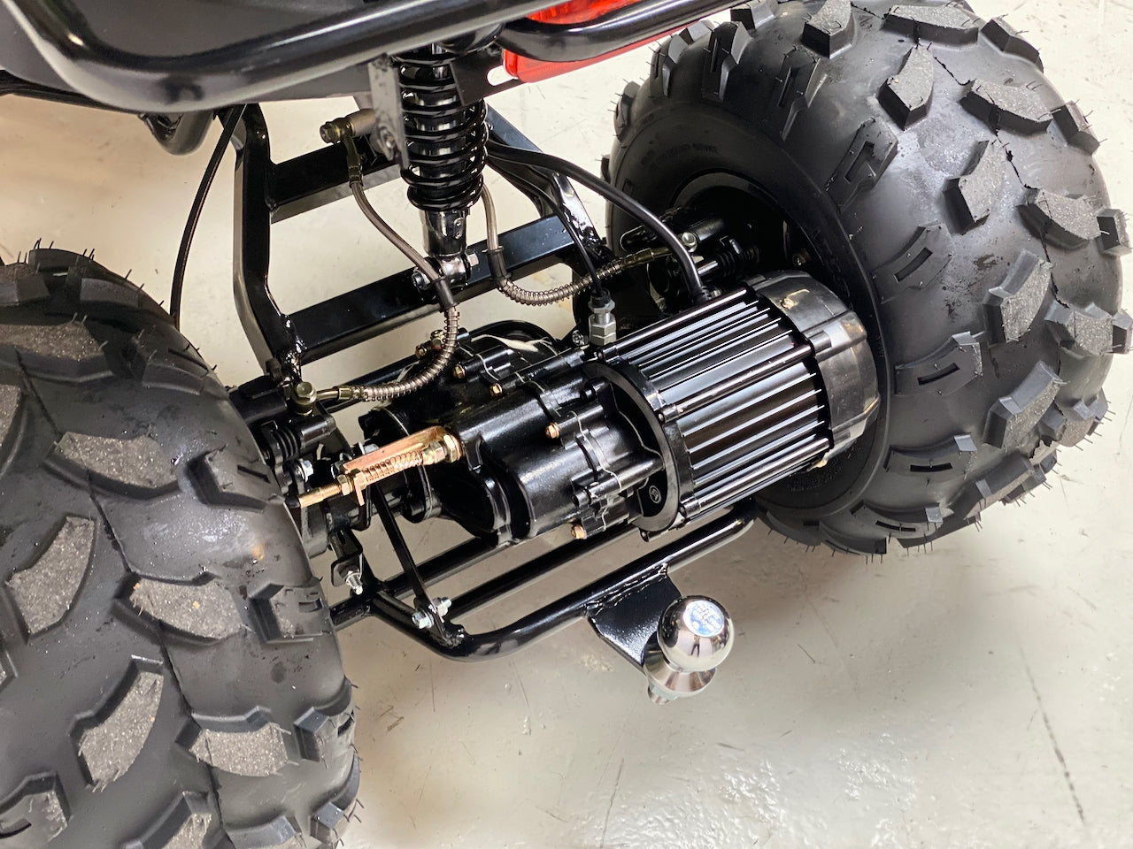 1500W Farmer 60V m/diff. - matt grønn camu (m/stålferger)
