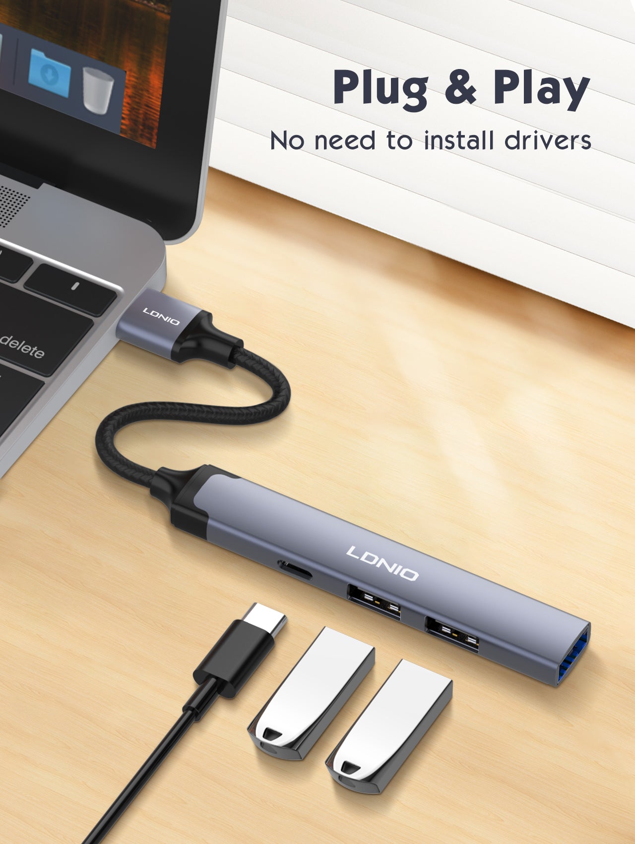 4 i 1 USB docking - utvider antall utganger/innganger