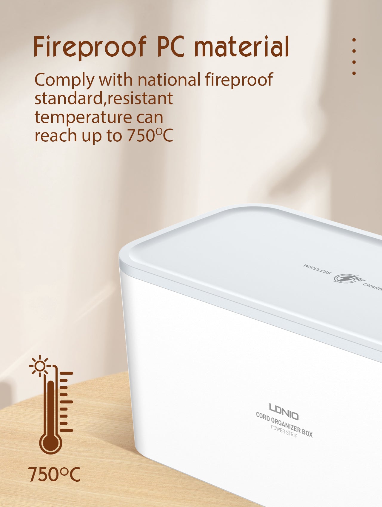 Kabelboks med 5 strømuttak, PD utgang, QC (USB-C), USB og 15W ladeplate på toppen.