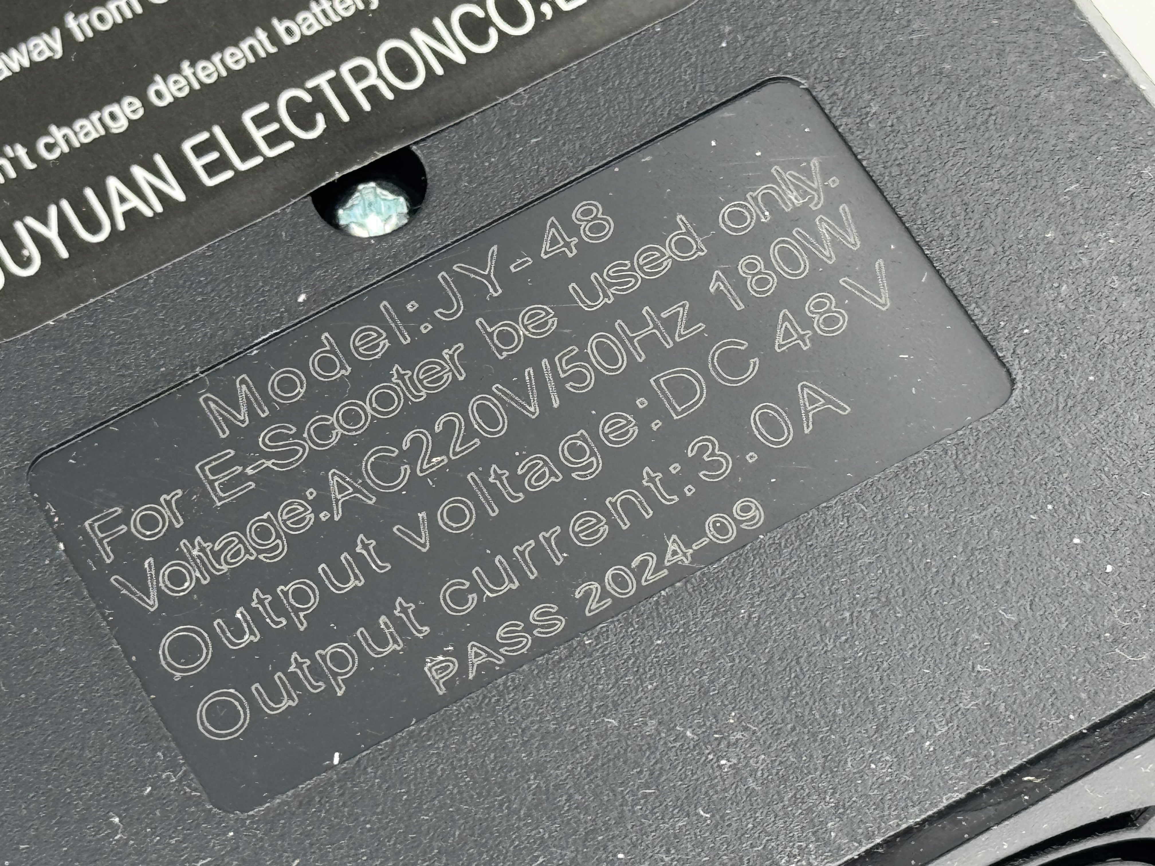 Lader 48V til 1200W el. atv