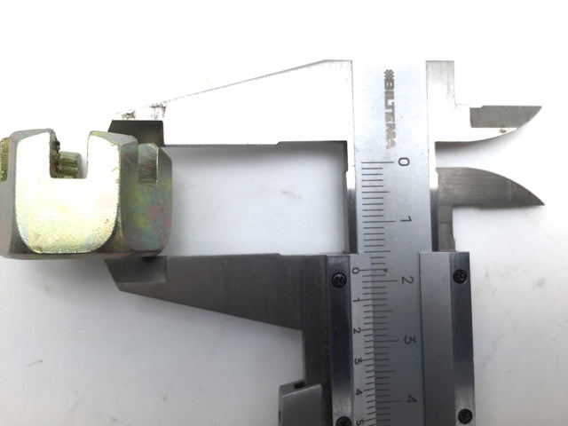Kronmutter M12